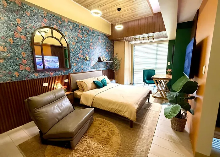 Eastwood City - Botanical Premium Studio