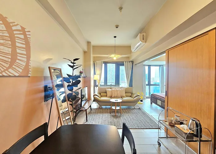 Terracota Glow 1Br Condo Near Greenbelt Mall