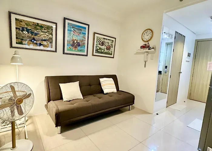 Shore Residences - Bayside Comfort Stay - Moa Complex