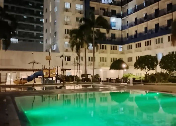 Cloud Nine Shell Moa Staycation