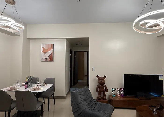 2Br Spacious Condo Near Okada, Moa & Airport