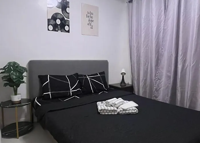Jfs Staycation - Elegant & Stylish Studio Room