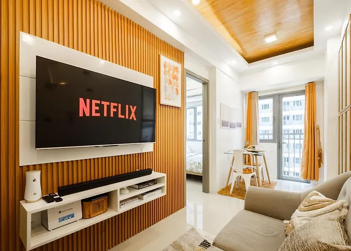 Warm Scandi 1Br - City View - Fame Res Mandaluyong