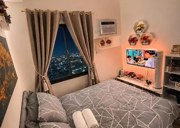 Cozy Studio Near Araneta With Smartlock, Netflix, And Wifi