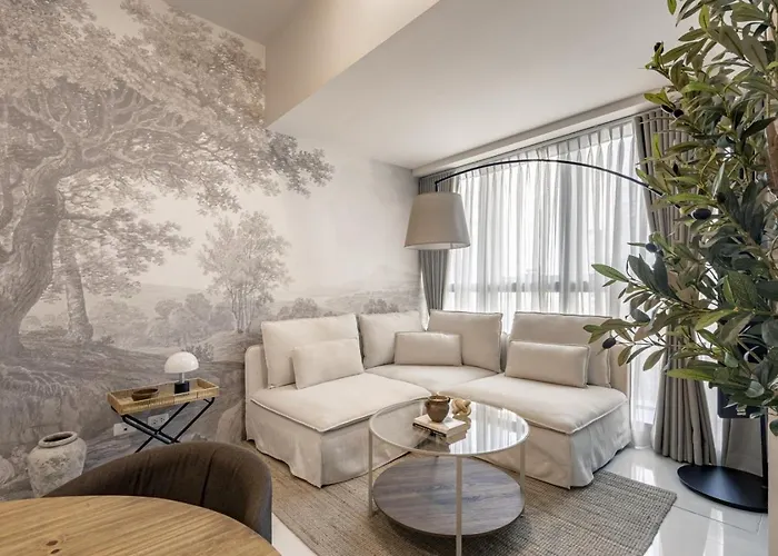 Dreamy Corner 2Br And Bathtub Work And Relax Bgc
