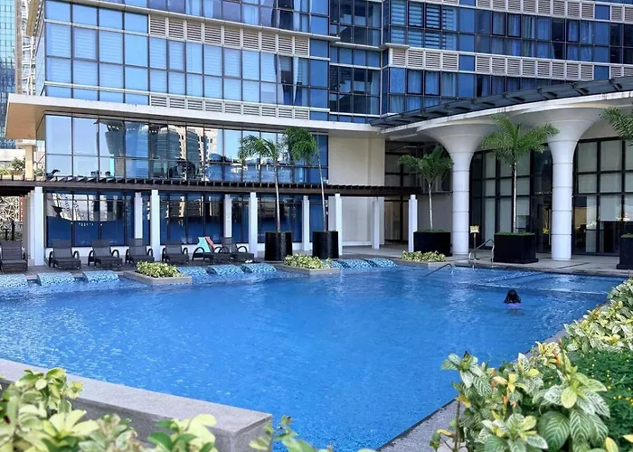 Modern Cozy Stay In Bgc Near Uptown Mall
