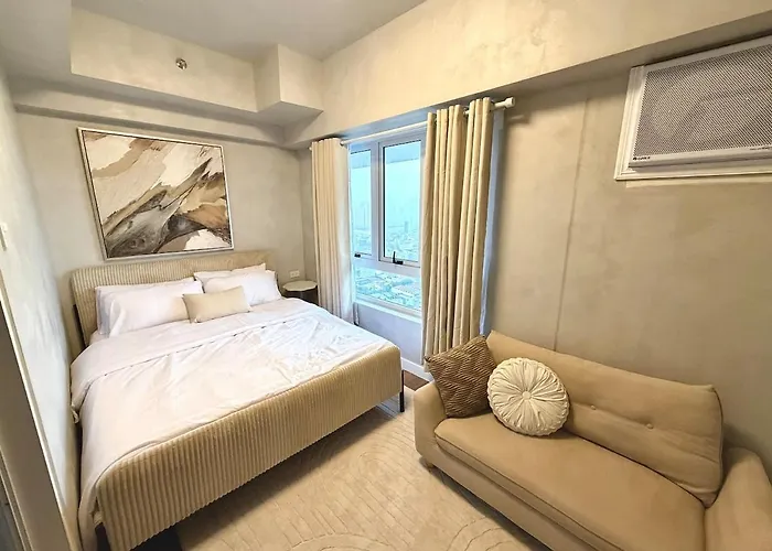 Ivory Atelier - Luxe Stay Plus Coworking Space