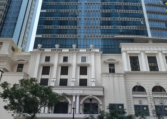 Cozy 1 Bedroom In Uptown Park Suites Bgc