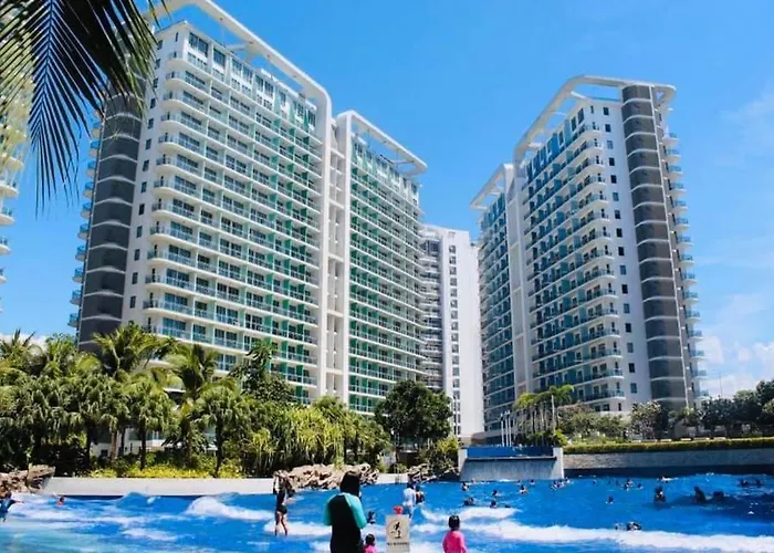 Azure Urban Resort Residence A17 Wavepool Near Airport
