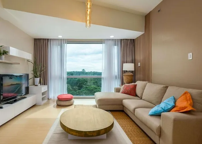 Modern Luxe Stay: 2Br City Escape