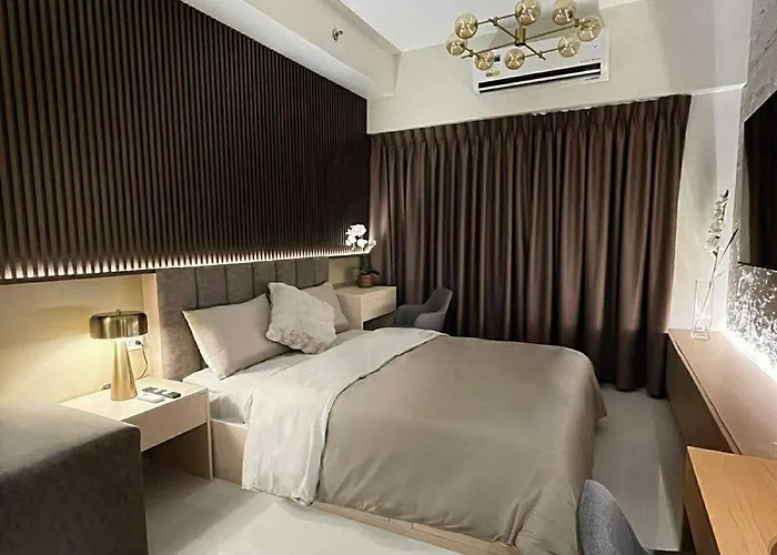 Modern Studio In Makati With High-Speed Wi-Fi