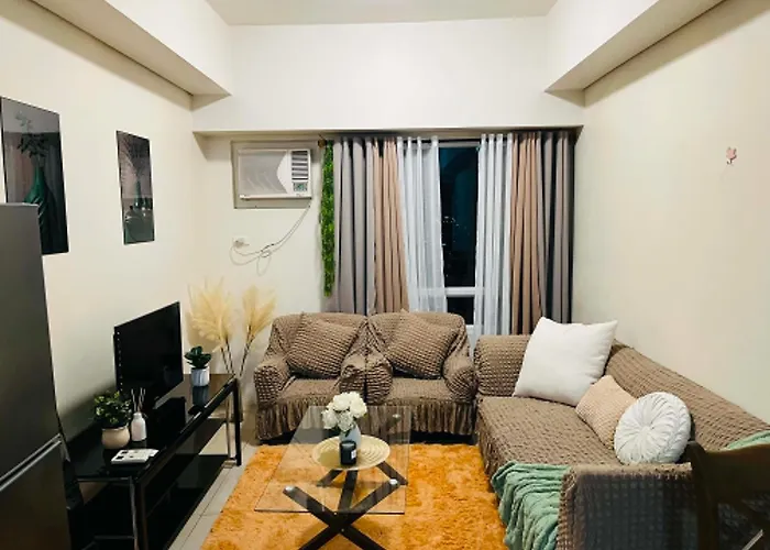 T & J Home