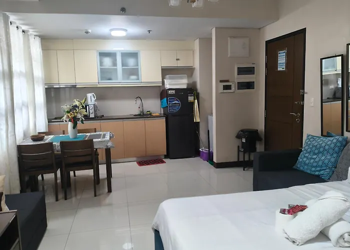 M&V Condotel Near Naia Terminal 3