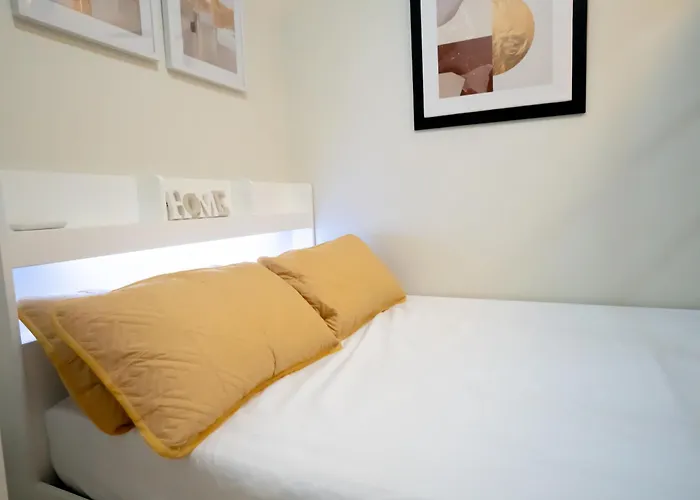 Metro Haven l Wi-Fi&Netflix SHORE III 1067
