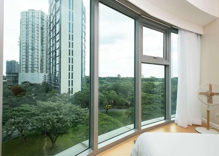 Modern Luxe Stay: 2Br City Escape