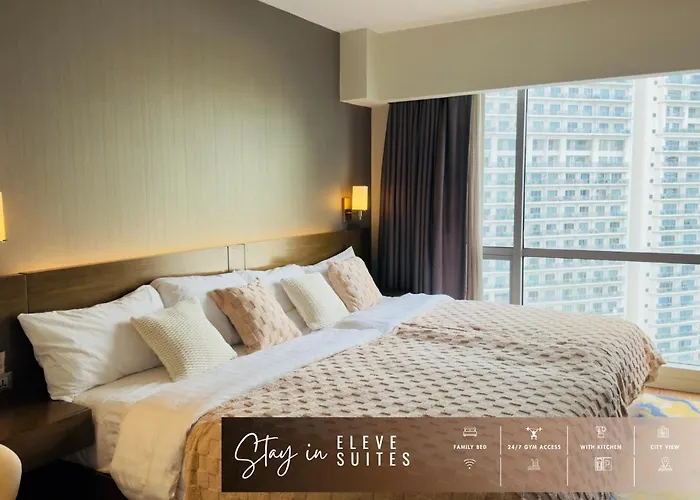 Eleve Suites Family Room - Sleeps 5 Pool Access