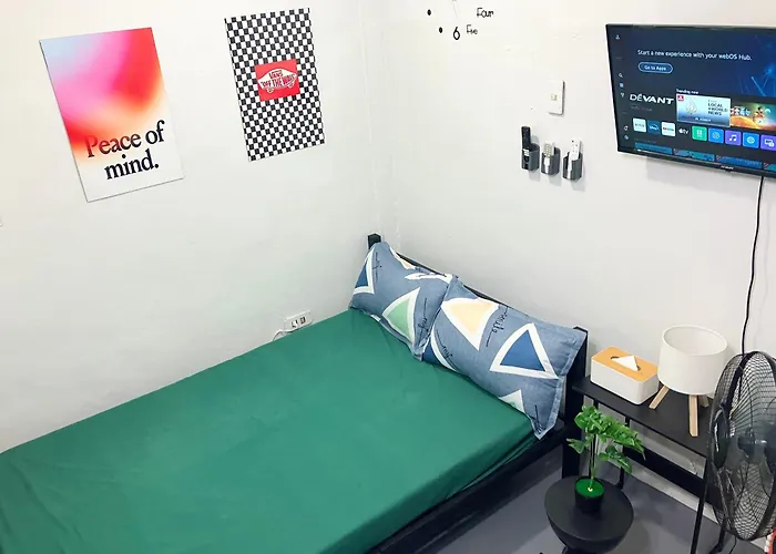 Qc Friendly Community Pod Near Hospital Qc Mrt