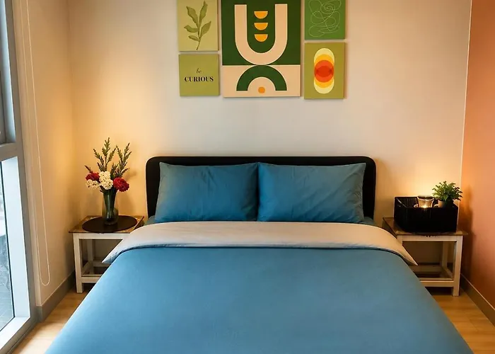 Modern Studio With Balcony Uptown Parksuites Bgc