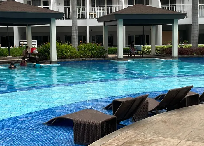 Moa, Shell Residences By Hush