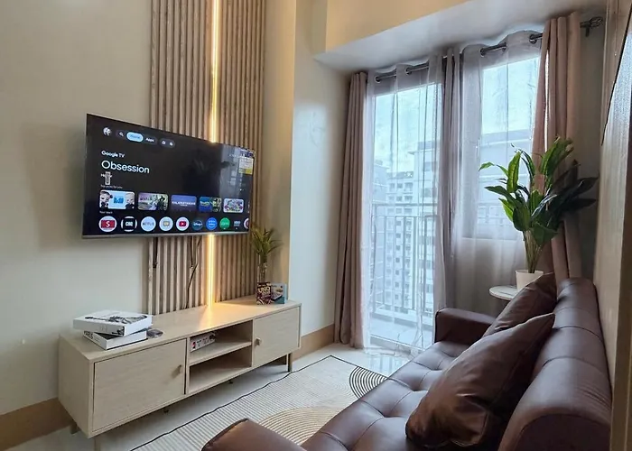 Moa Grand Staycation Suite #17, New Unit!