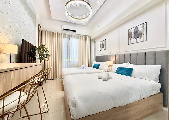 Claysky Staycation At Shore 2 Residences Tower 2 Near Mall Of Asia- Hotel Set Up In Amenity And Pool Level With Netflix, Hbo Max & Youtube Premium