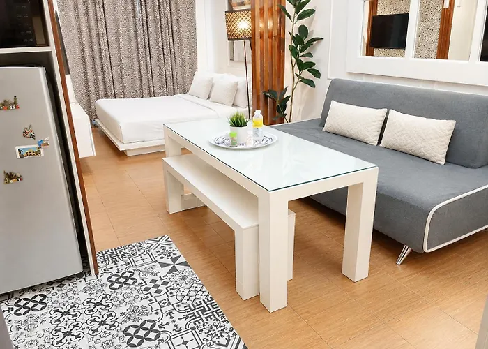 Cozy 1Br Pioneer Woodland Sm Light Boni Mandaluyong
