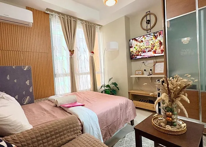 Camp Cj Studio Near Bgc, Mrt Boni Free Pool Gym