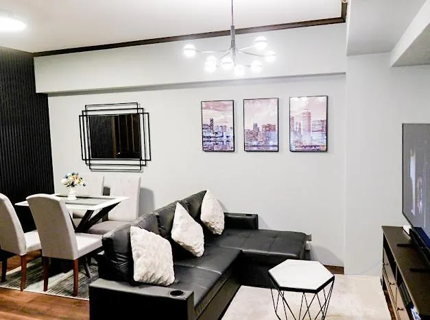 Lmk Staycation La Verti Residences