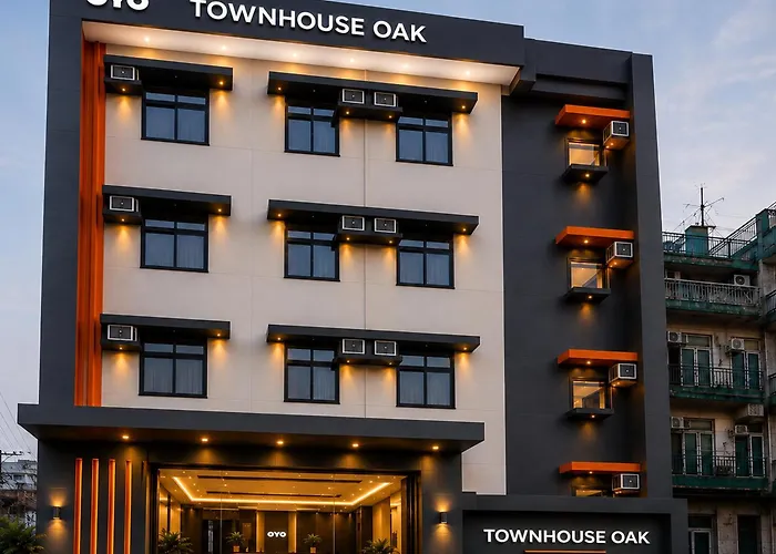 Townhouse Oak Nexgen Apartments & Hotel
