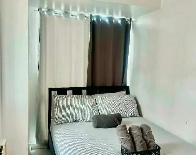 Dins Azure Staycation 2,500 Free 1Hr Massage
