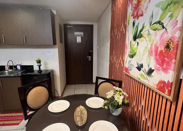 1Br Hotel Vibes Rockwell View