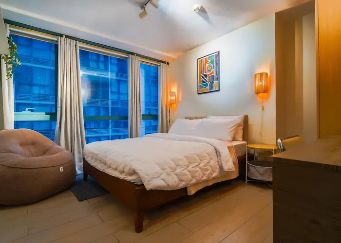New! Roomy & Zen Wi-Fi 350Mbps Uptown Bgc Backhome7