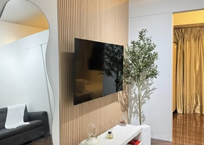 Fully Furnished Makati Condo With Fast Wi-Fi And Queen Bed