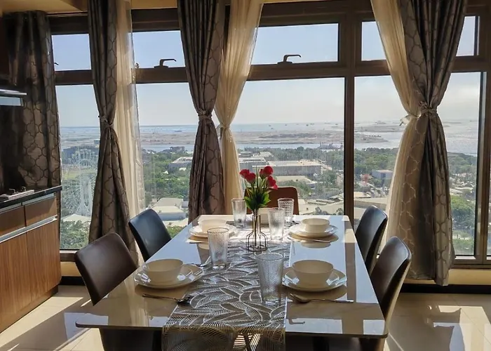 Executive Suite At Radiance Manila Bay Near Airport, Moa, Picc, World Trade Center