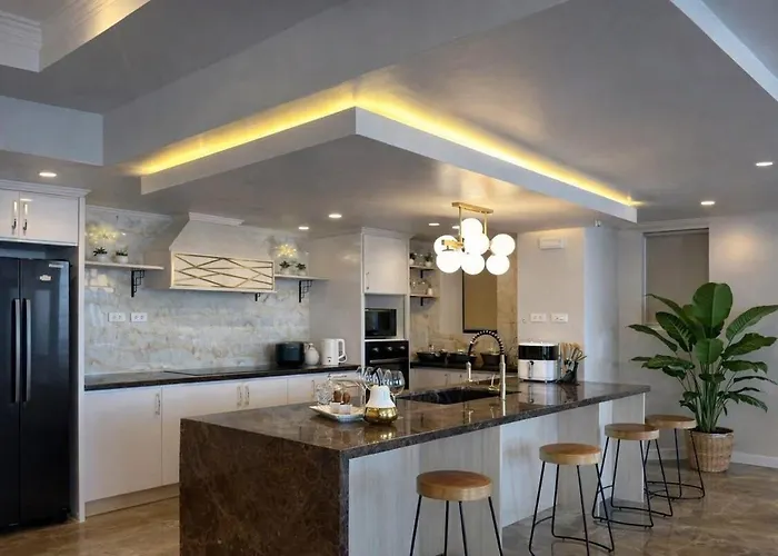 Mercado Presidential Suite Lux 1BR at Makati