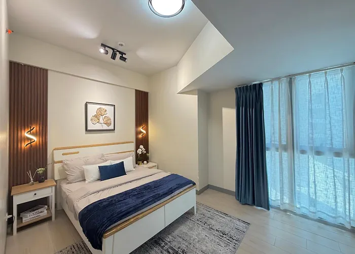 Uptown Luxe 2Br I 4Bedsi Balcony And City Views At Bgc