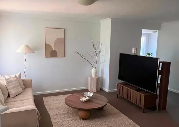 The Luxe Luxury Flat