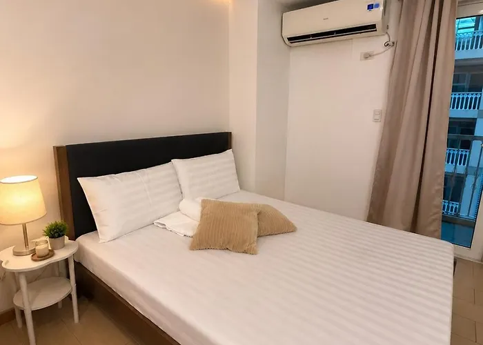 Luxury 1Br Apartment Near Bgc & Venice Mall