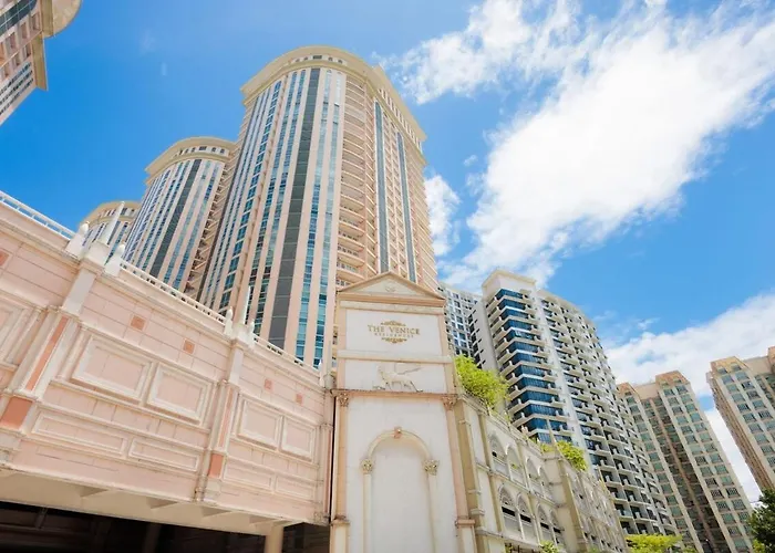 Cozy Studio Venice Residence Near At Bgc, Airport T123 Free Parking