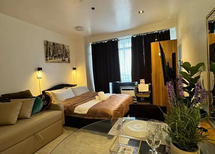 Alegria Suites At The Gramercy Residences
