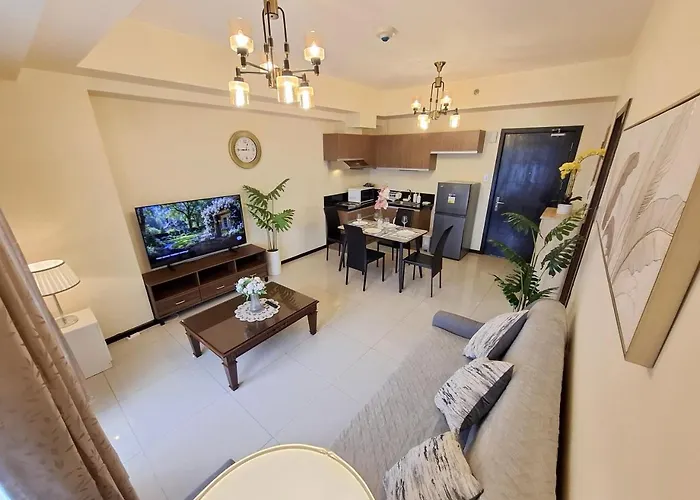 Big 1Br Balcony -60Sqm-Pet -Parking -Moa,Picc,Ccp,Wtc,Airport
