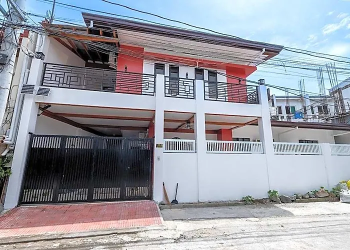 Reddoorz @ Alquiza Residences Paranaque