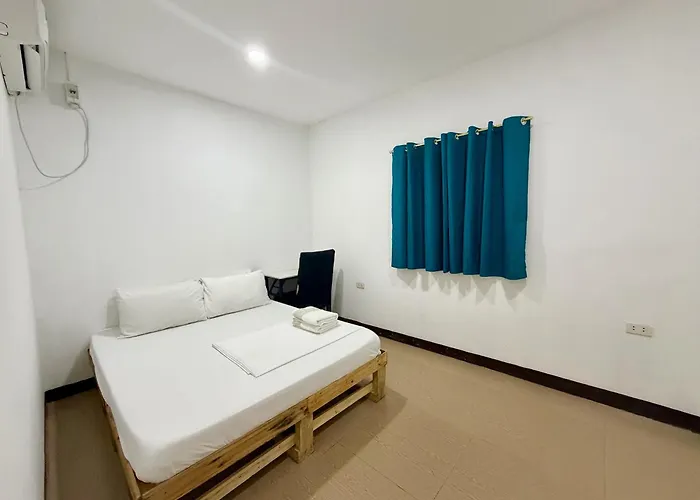Layover Hostel