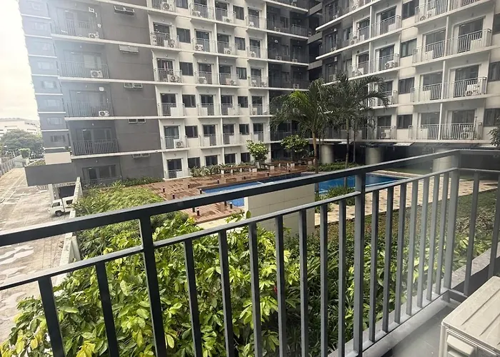 New Shore3 1Br Corner Condominium Pool Balcony Moa
