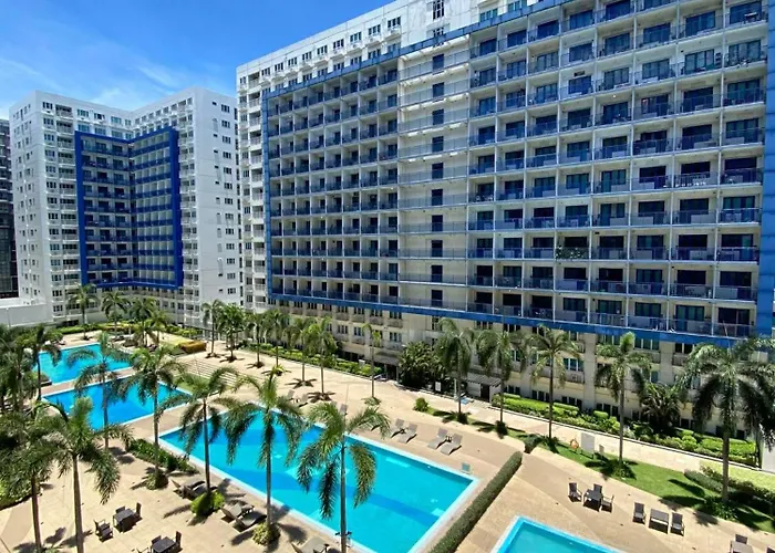 Uzziel'S Condotel Staycation