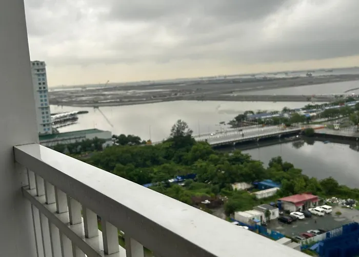 Studio With Balcony, Bay View Or Pool View In Shore Residences Near Mall Of Asia And Manila Airport
