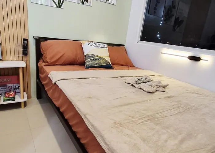 Zaina Condotel