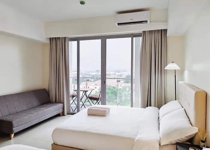 East Glory Center Residences Twin Double Bed City Of Dreams Moa Naia