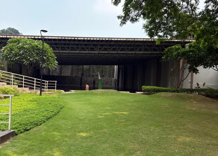 The Atherton - Condo In Sucat Paranaque Near Naia Terminal