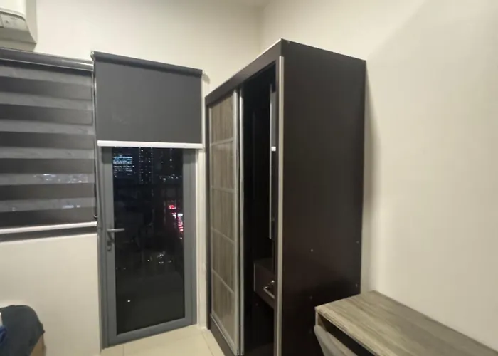 Modern Fame Residences Condo 1Br
